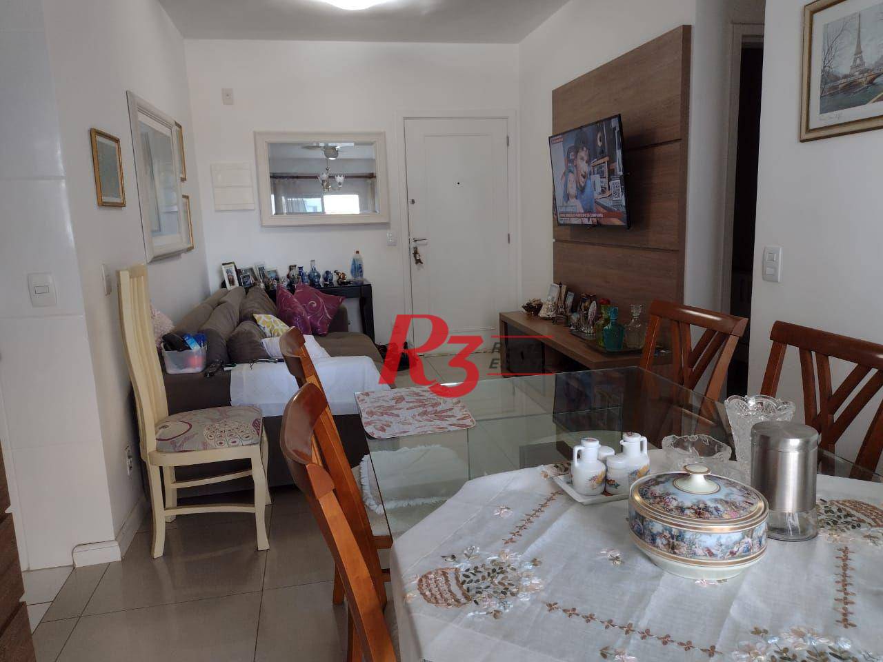 Apartamento à venda com 2 quartos, 64m² - Foto 3