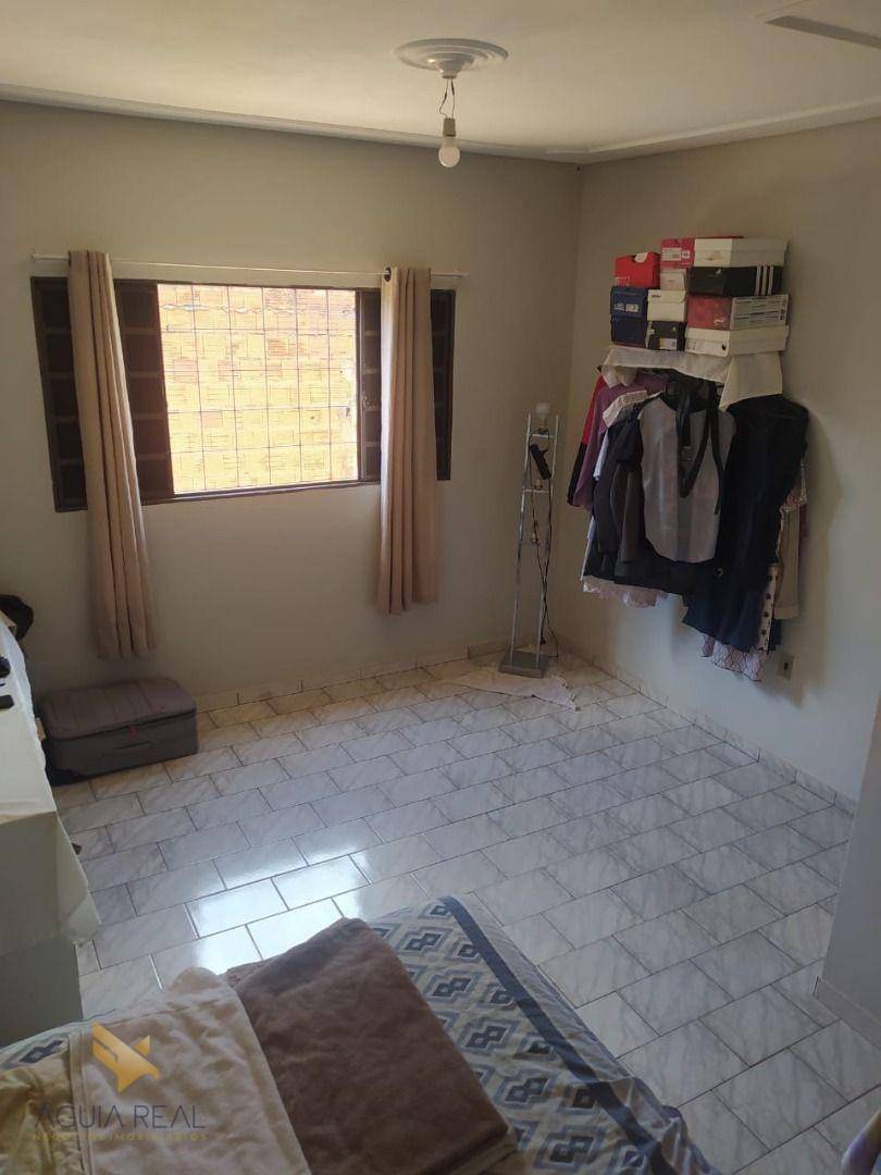 Casa à venda com 3 quartos, 280m² - Foto 14