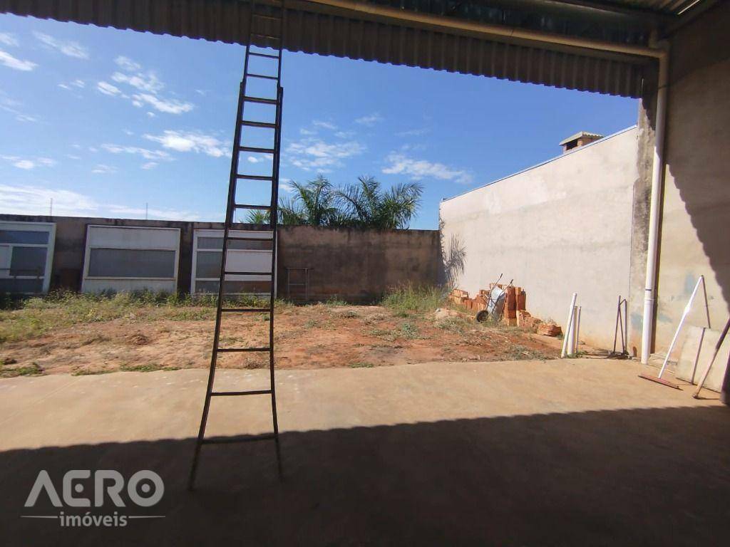 Depósito-Galpão-Armazém para alugar, 650m² - Foto 3