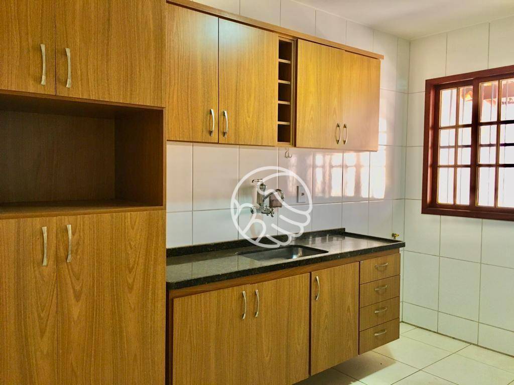 Casa, 3 quartos, 237 m² - Foto 5