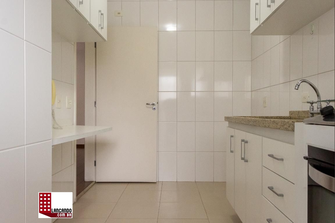 Apartamento à venda com 2 quartos, 70m² - Foto 5