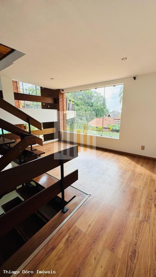 Casa à venda com 4 quartos, 840m² - Foto 25