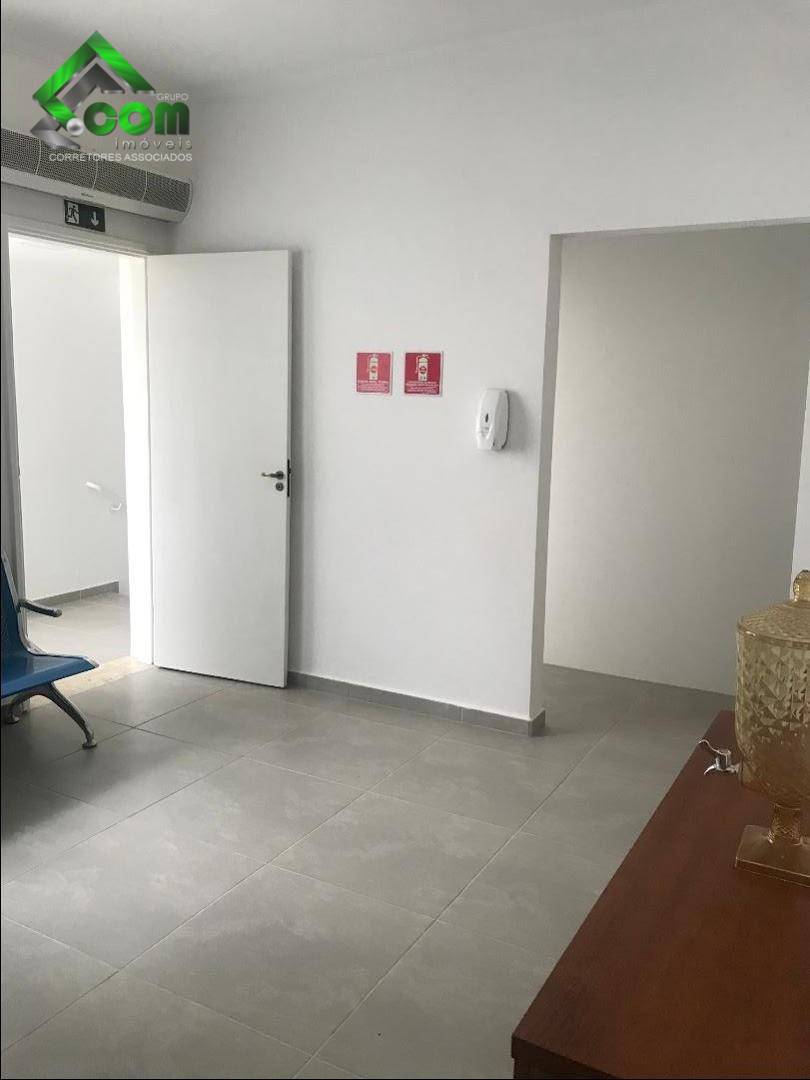 Sobrado à venda com 8 quartos, 335m² - Foto 26