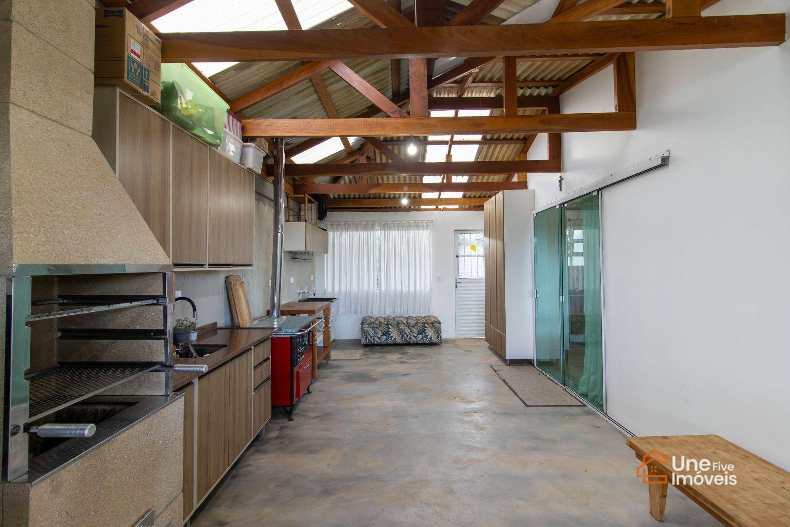 Casa à venda com 2 quartos, 70m² - Foto 12