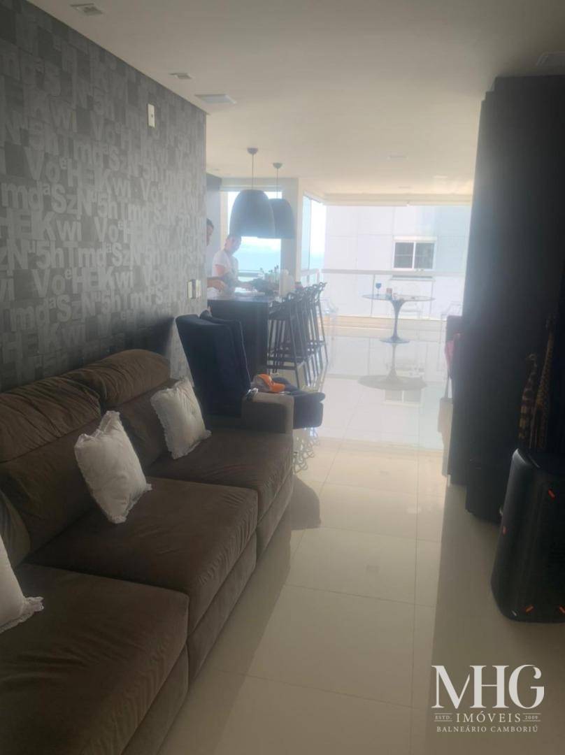 Apartamento à venda com 3 quartos, 131m² - Foto 10