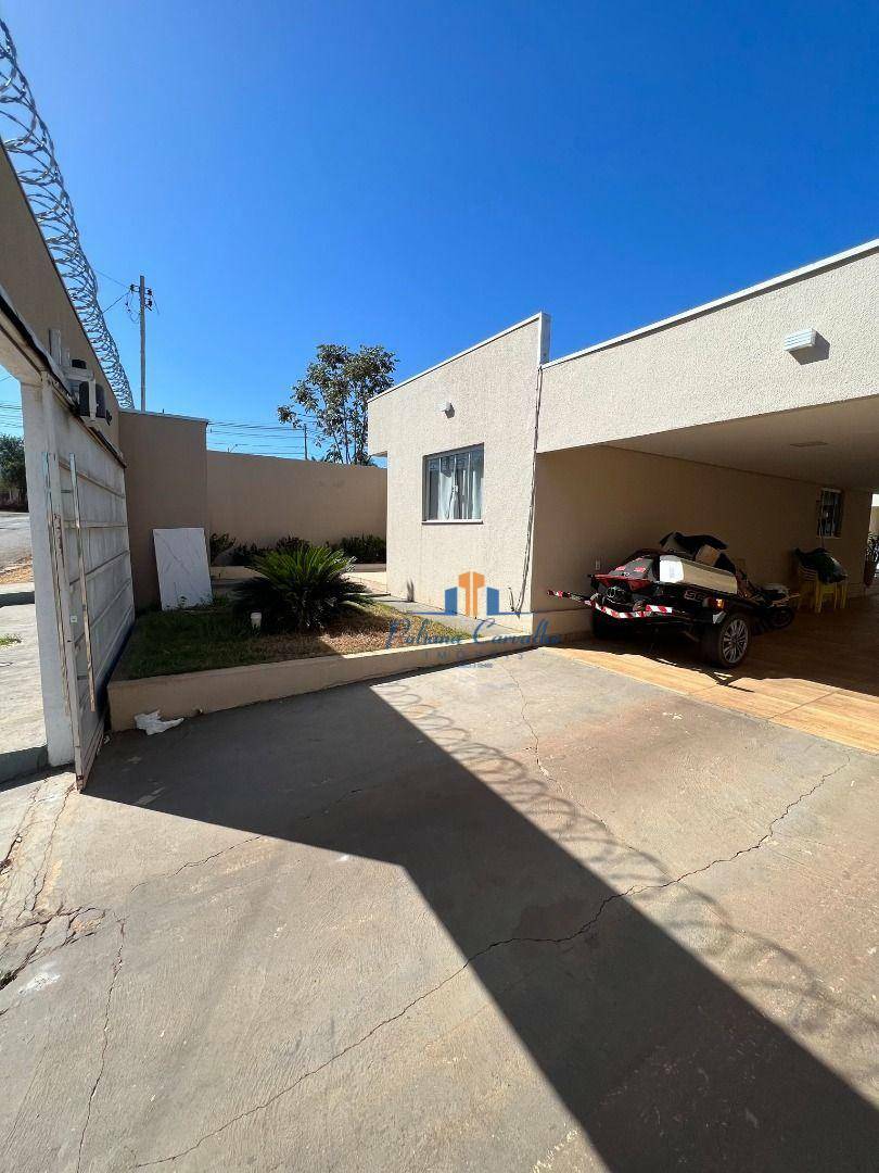 Casa à venda com 3 quartos, 300m² - Foto 15