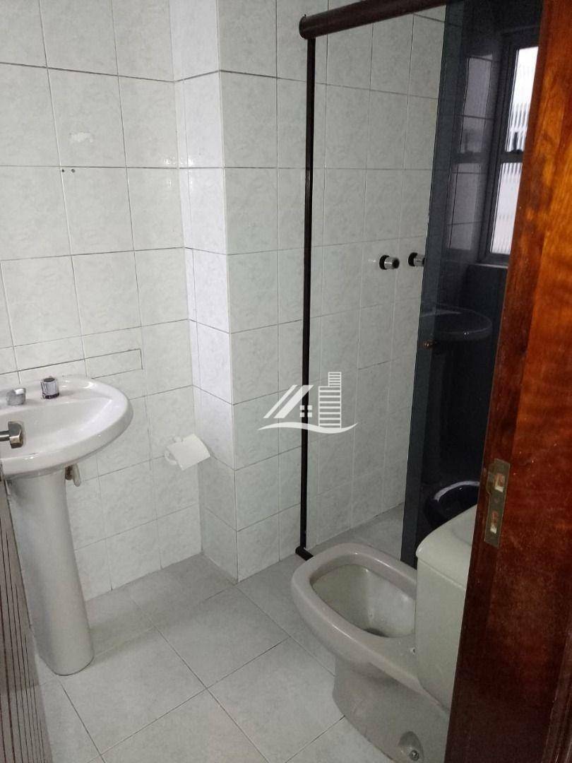 Casa à venda com 3 quartos, 327m² - Foto 14