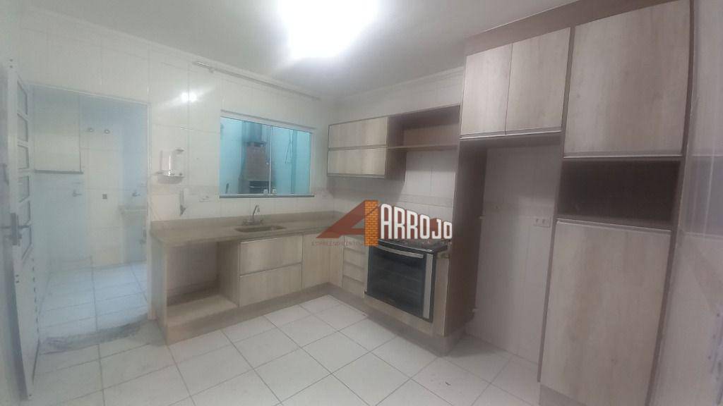 Sobrado à venda com 2 quartos, 67m² - Foto 13