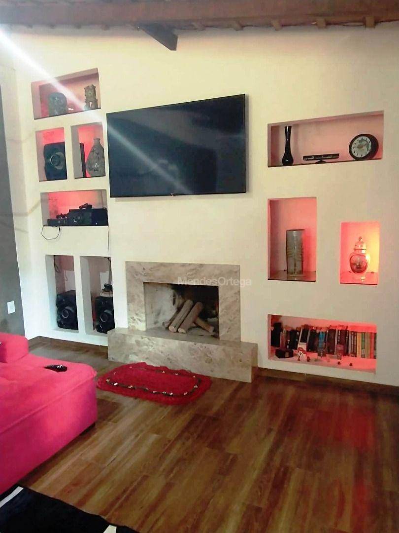 Sítio à venda com 2 quartos, 220m² - Foto 8