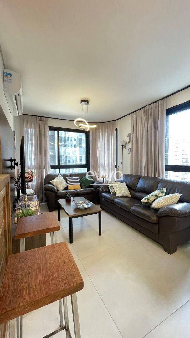 Apartamento à venda com 2 quartos, 84m² - Foto 5