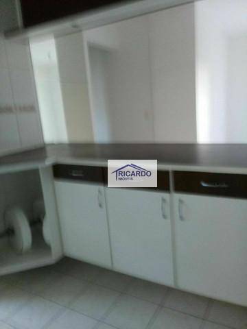 Apartamento à venda com 3 quartos, 65m² - Foto 3