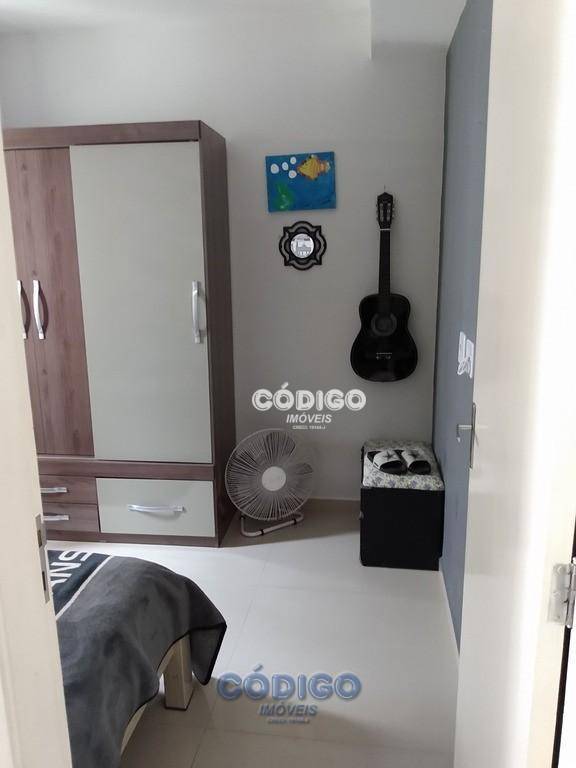 Apartamento à venda com 2 quartos, 50m² - Foto 2