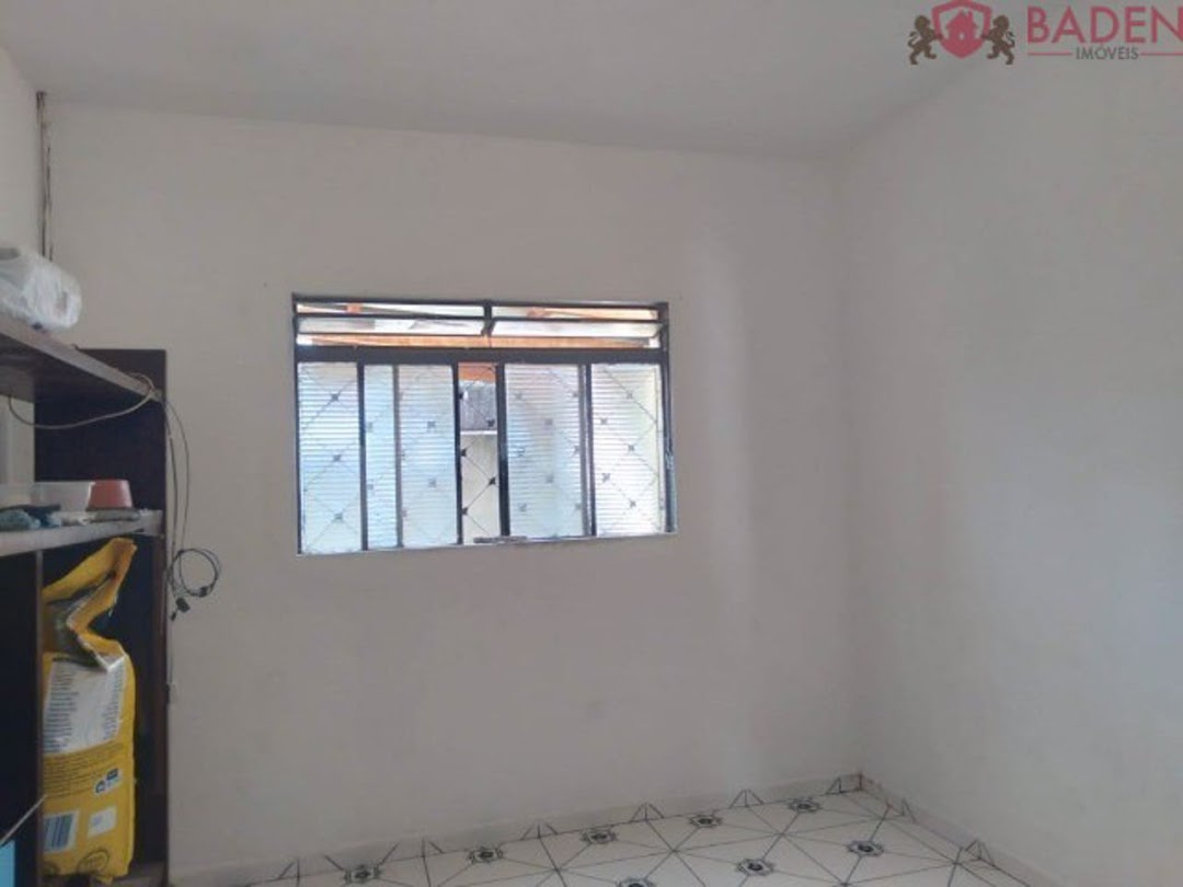 Casa à venda com 5 quartos, 120m² - Foto 3