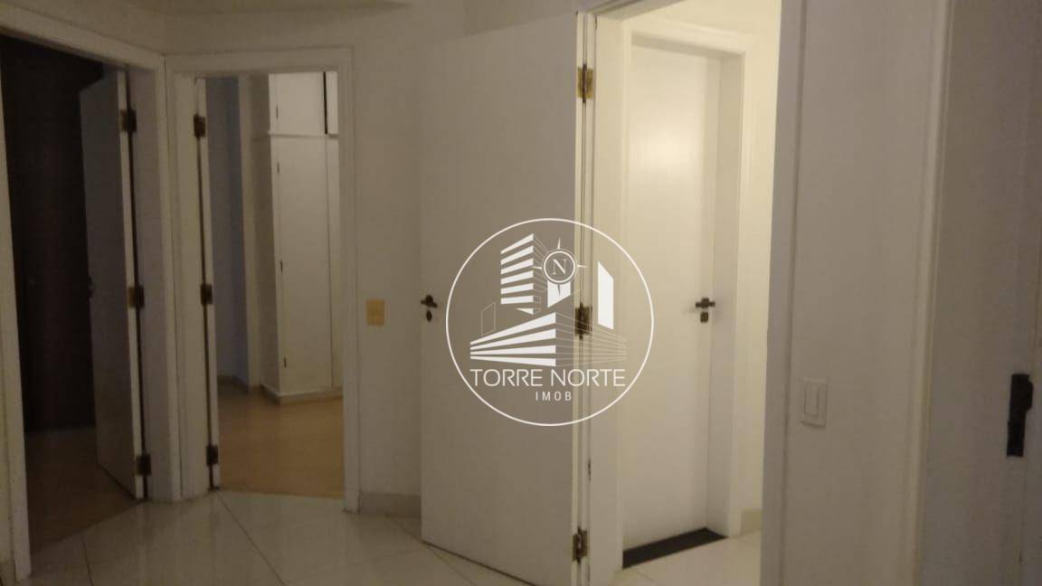 Apartamento à venda com 3 quartos, 188m² - Foto 10