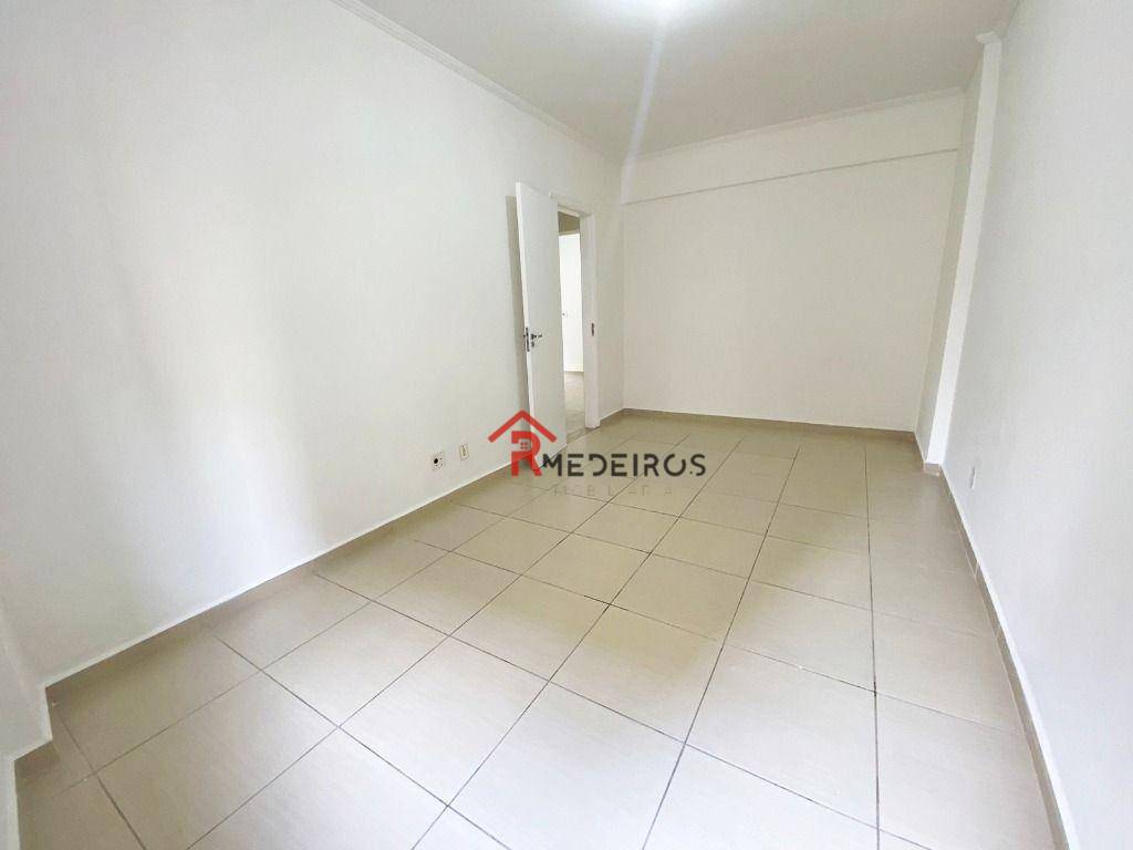 Apartamento à venda com 2 quartos, 62m² - Foto 10