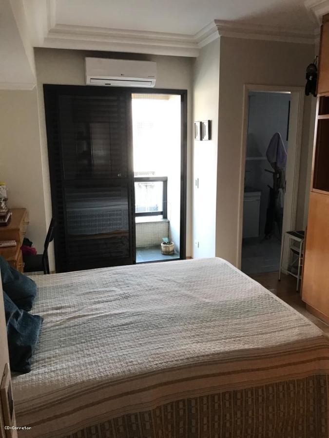 Apartamento à venda com 3 quartos, 162m² - Foto 18