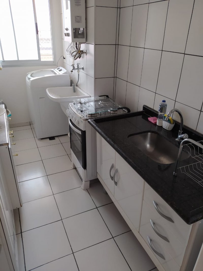 Apartamento à venda com 2 quartos, 62m² - Foto 14