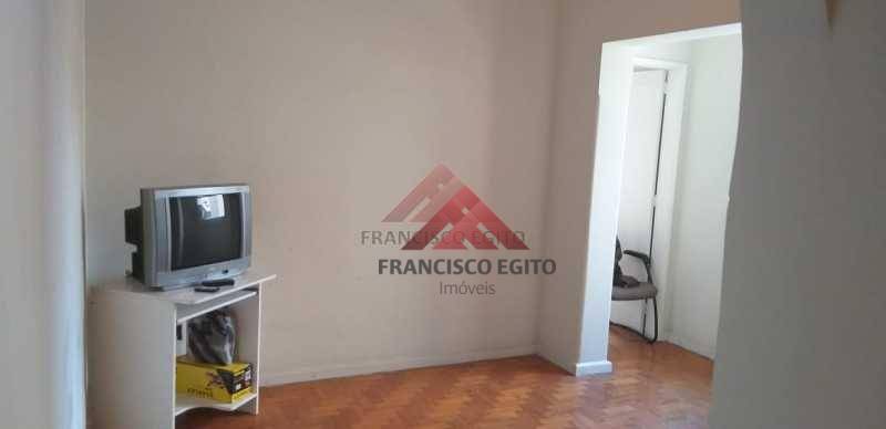 Apartamento à venda com 1 quarto, 50m² - Foto 4