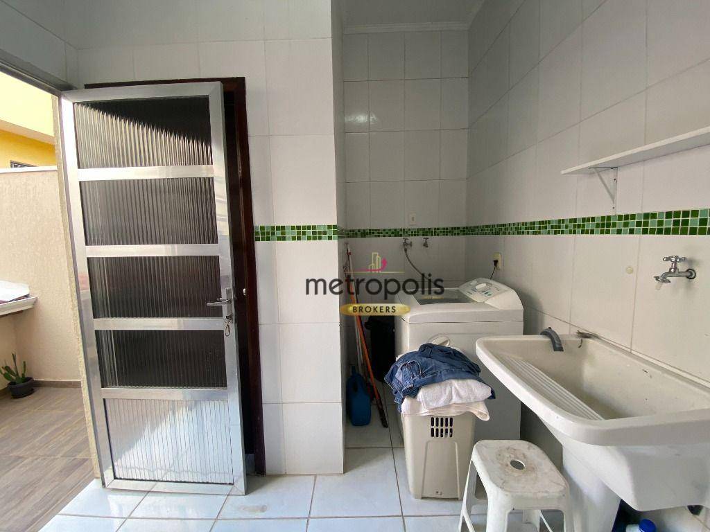 Sobrado à venda com 3 quartos, 312m² - Foto 52