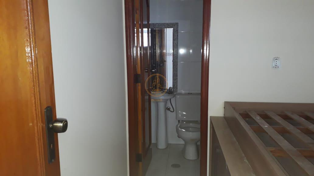 Cobertura à venda com 4 quartos, 300m² - Foto 40