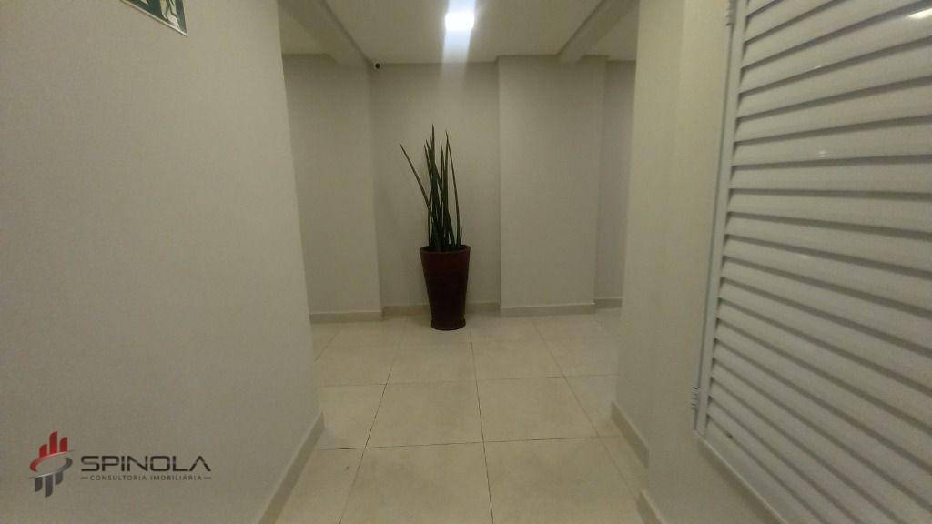 Apartamento à venda com 2 quartos, 70m² - Foto 9