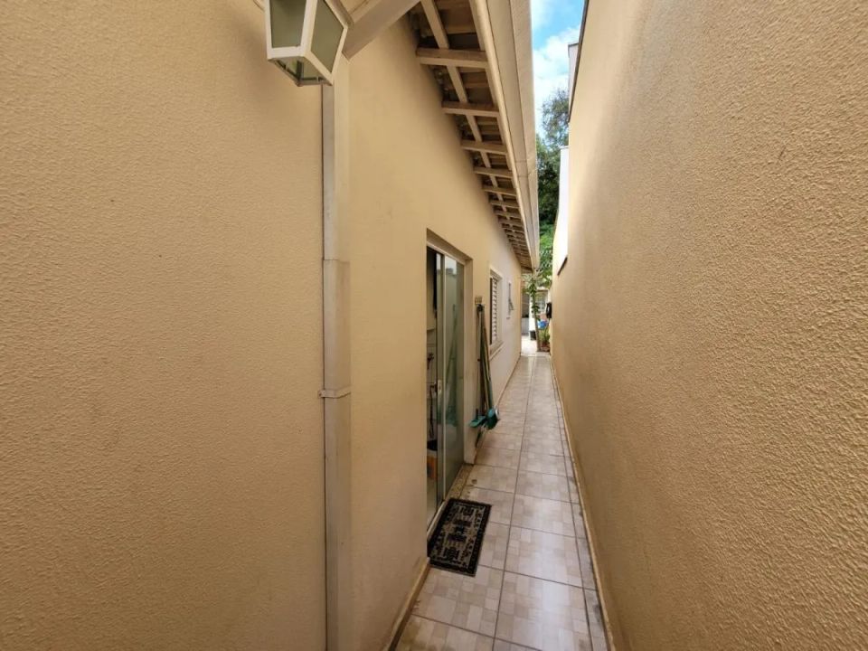 Casa de Condomínio à venda com 3 quartos, 305m² - Foto 41