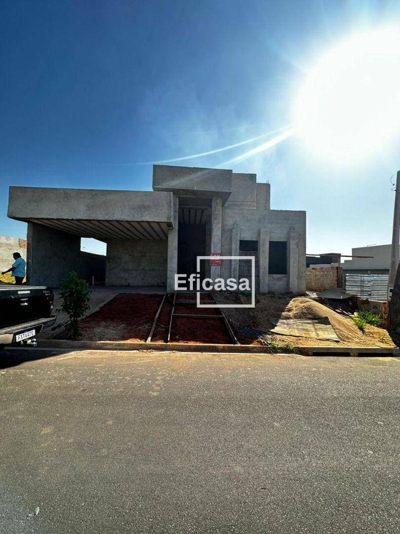 Casa de Condomínio à venda com 3 quartos, 204m² - Foto 1