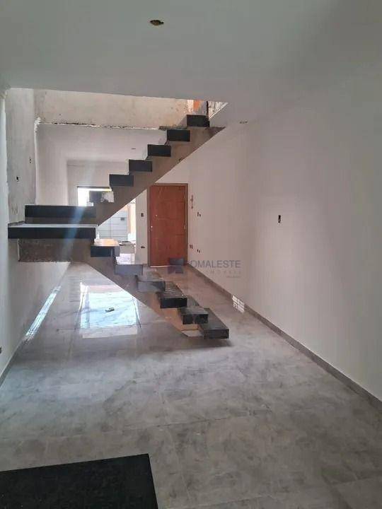 Sobrado à venda com 3 quartos, 120m² - Foto 4