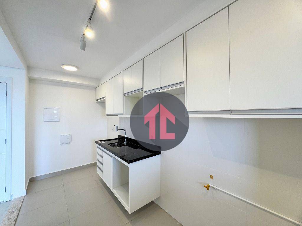 Apartamento para alugar com 2 quartos, 73m² - Foto 5