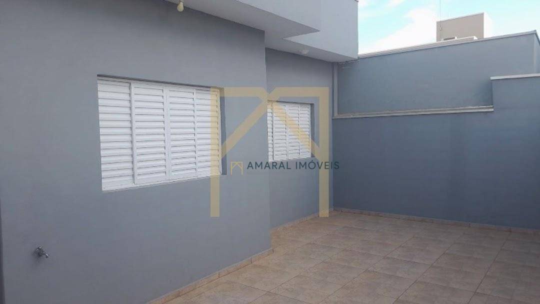 Casa à venda com 2 quartos, 100m² - Foto 10