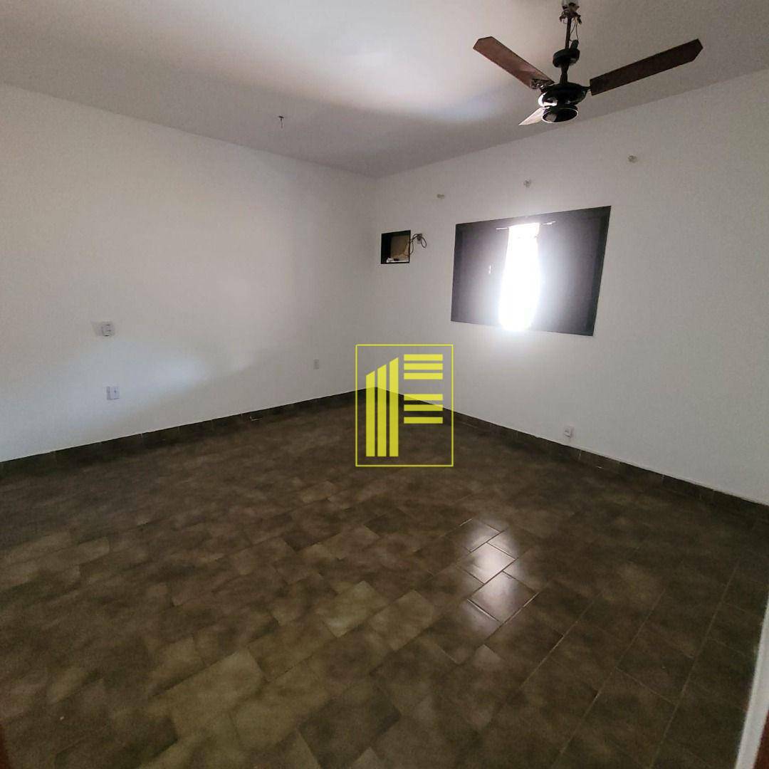 Casa para alugar com 2 quartos, 70m² - Foto 6
