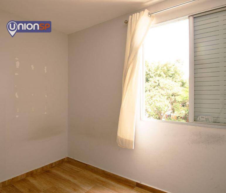 Apartamento à venda com 3 quartos, 100m² - Foto 4