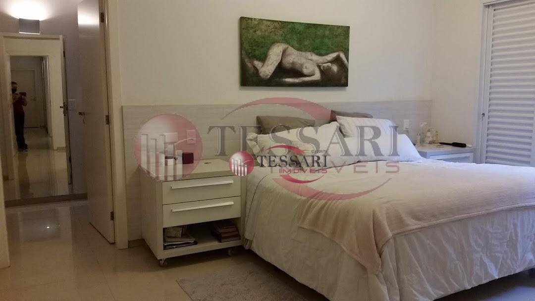 Casa à venda com 3 quartos, 358m² - Foto 14