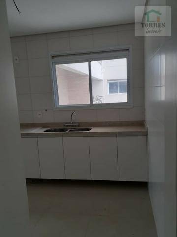 Apartamento para alugar com 4 quartos, 245m² - Foto 9