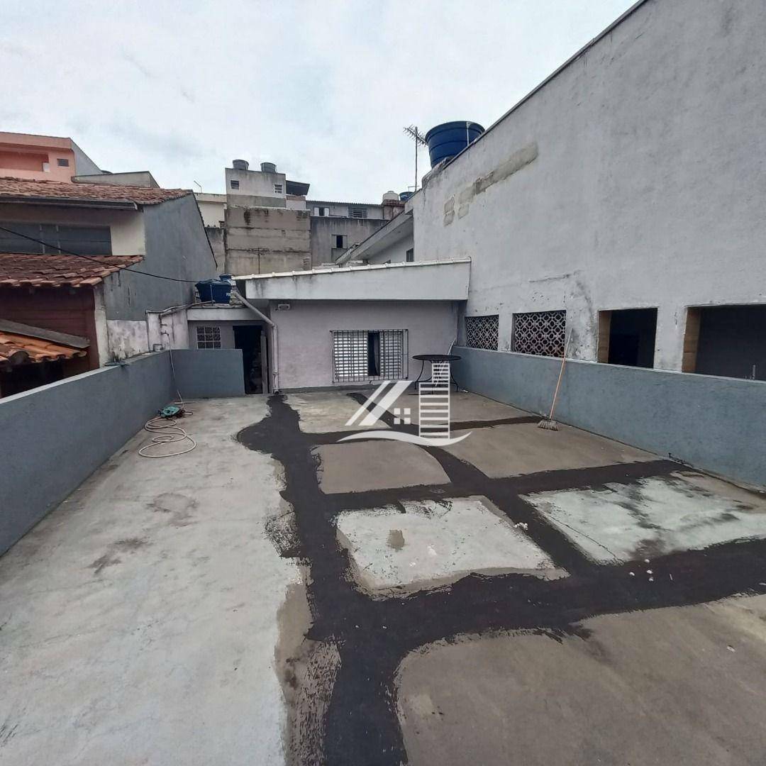 Sobrado à venda com 3 quartos, 100m² - Foto 15