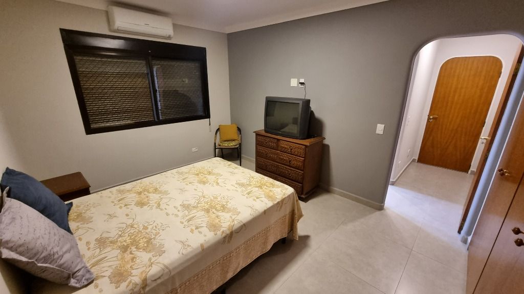 Apartamento à venda com 3 quartos, 140m² - Foto 7