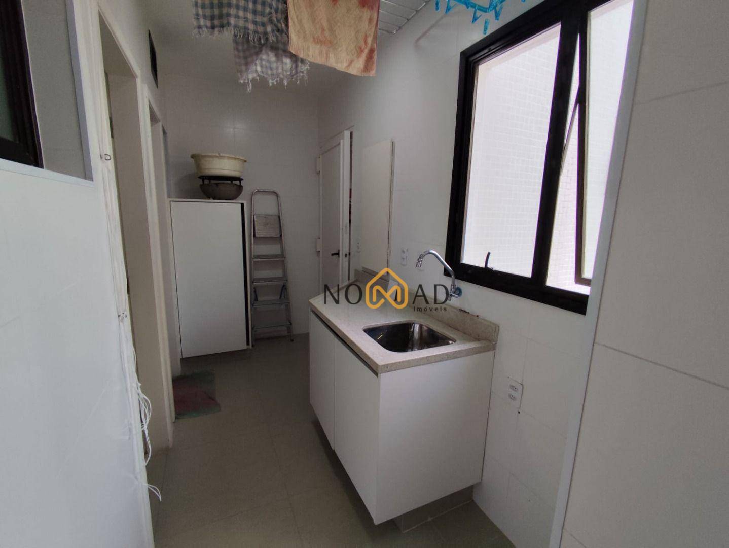 Apartamento para alugar com 4 quartos, 195m² - Foto 40