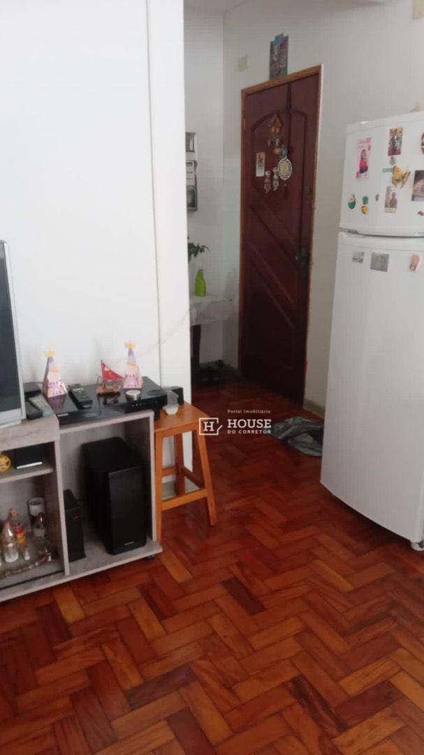 Apartamento à venda com 1 quarto, 54m² - Foto 4