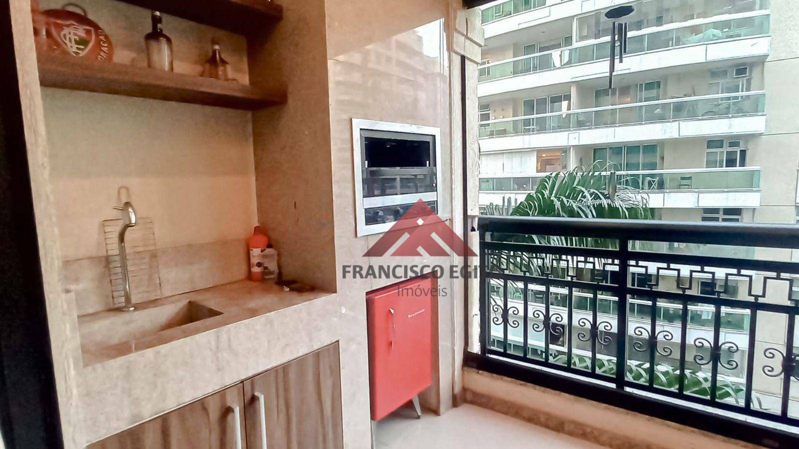 Apartamento à venda com 3 quartos, 131m² - Foto 8