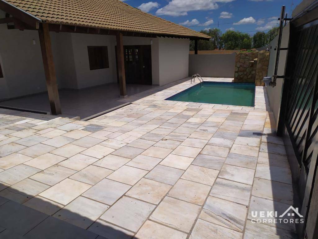 Casa à venda e aluguel com 5 quartos, 220m² - Foto 21