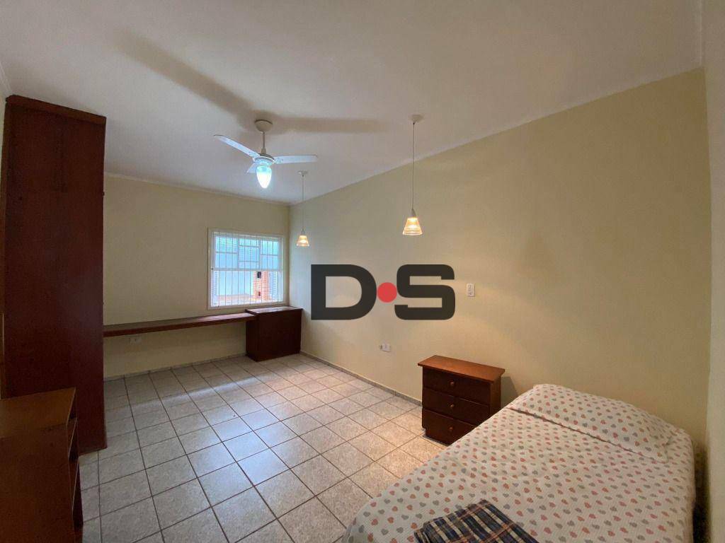 Casa à venda com 5 quartos, 220m² - Foto 16