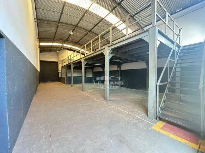 Depósito-Galpão-Armazém à venda e aluguel, 341m² - Foto 4