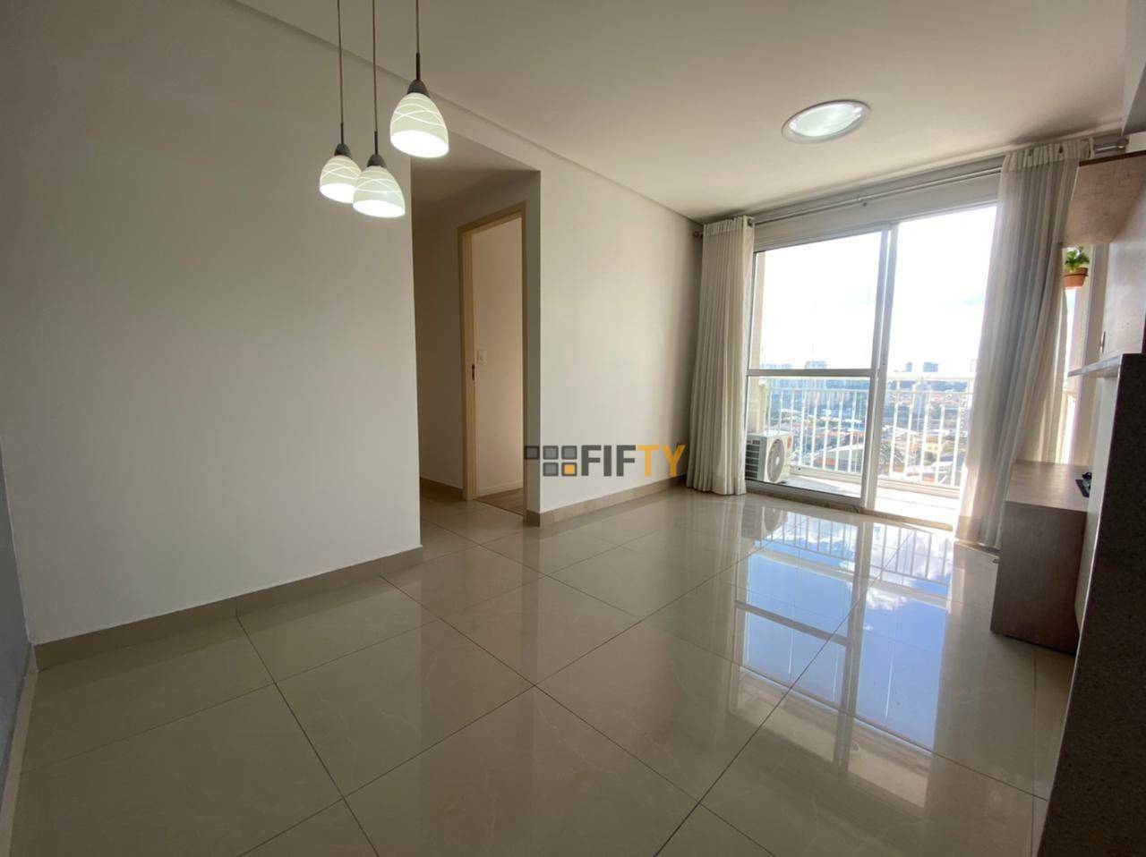 Apartamento para alugar com 2 quartos, 55m² - Foto 2