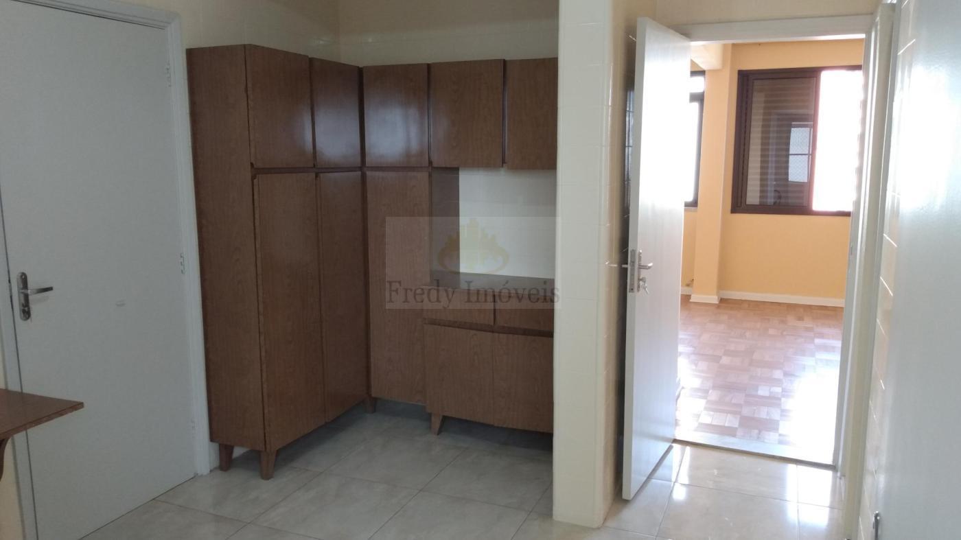 Apartamento à venda com 3 quartos, 87m² - Foto 18