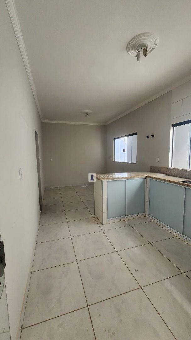 Casa à venda com 2 quartos, 140m² - Foto 8