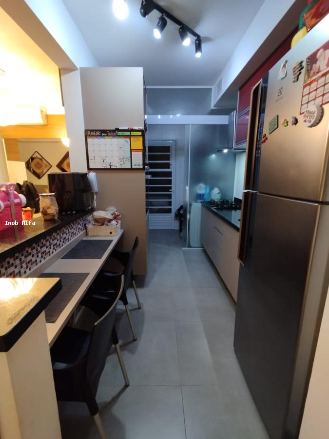 Apartamento à venda com 2 quartos, 72m² - Foto 10