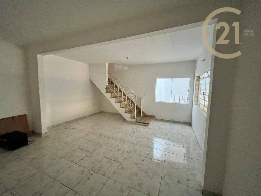 Sobrado à venda com 5 quartos, 160m² - Foto 3