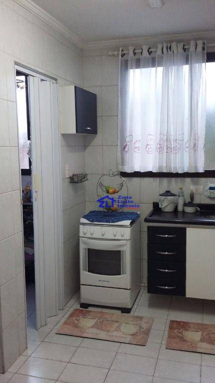 Apartamento à venda com 2 quartos, 60m² - Foto 6