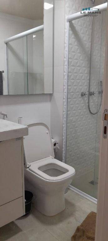 Apartamento à venda com 2 quartos, 66m² - Foto 3