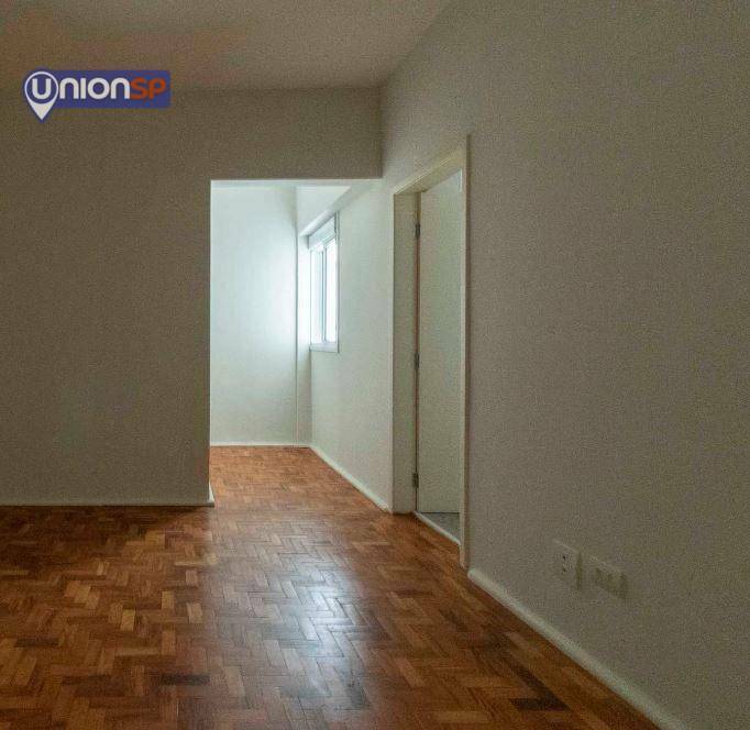 Apartamento à venda com 3 quartos, 135m² - Foto 9